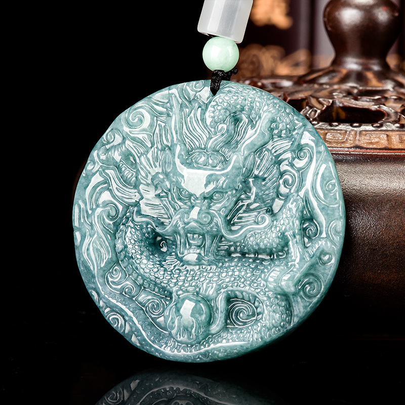 Burmese Jadeite Dragon Pendant - Woman Accessory 评论和价格