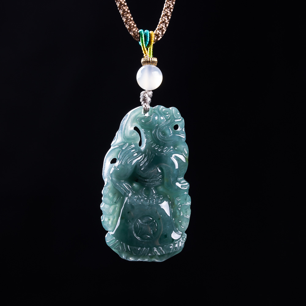 Burmese Jadeite Pixiu Pendant  - Woman Accessory 评论和价格