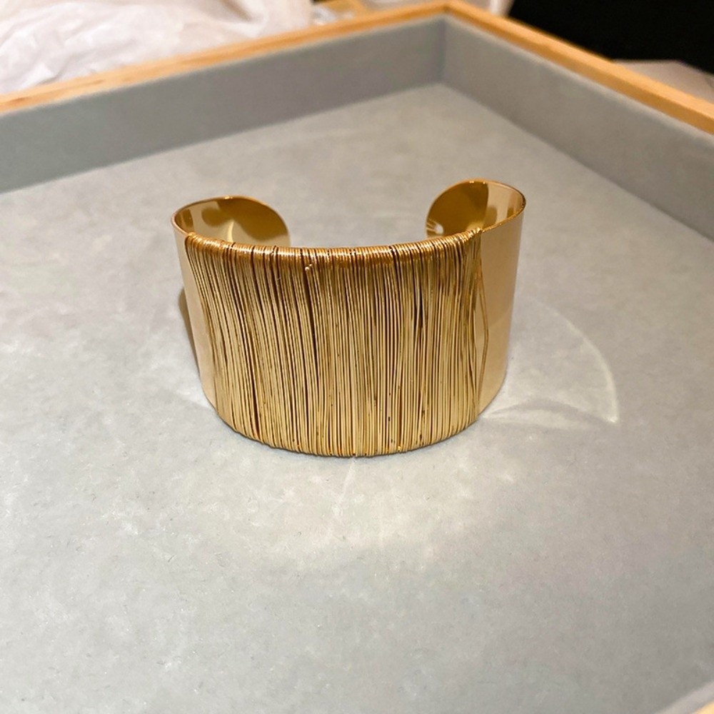 Hollow-out Alloy Wide Opening  - Women Accessories Drawing 评论和价格