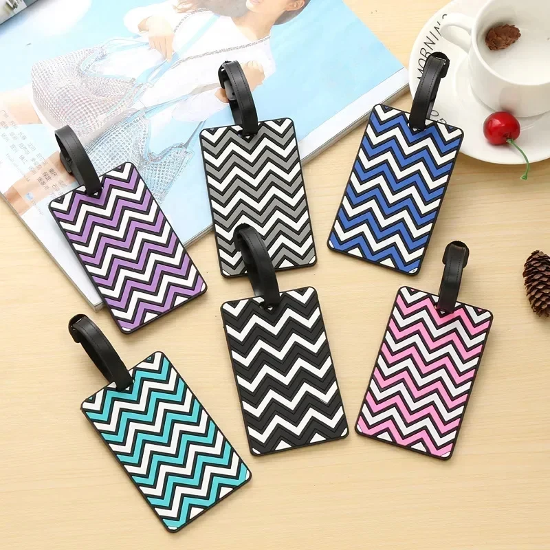 Geometric Luggage Tags for Wom - Women Accessories Name 评论和价格